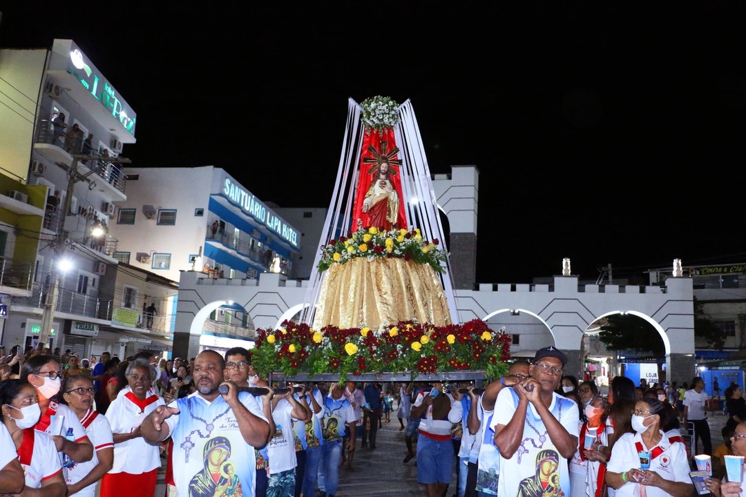 andor do sagrado coração de jesus pelas ruas de bom jesus da lapa