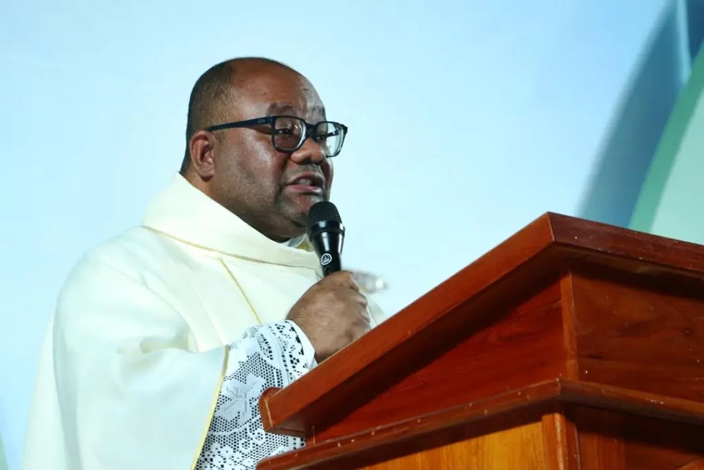 santuário do bom jesus da lapa padre marino reis prega na terceira noite