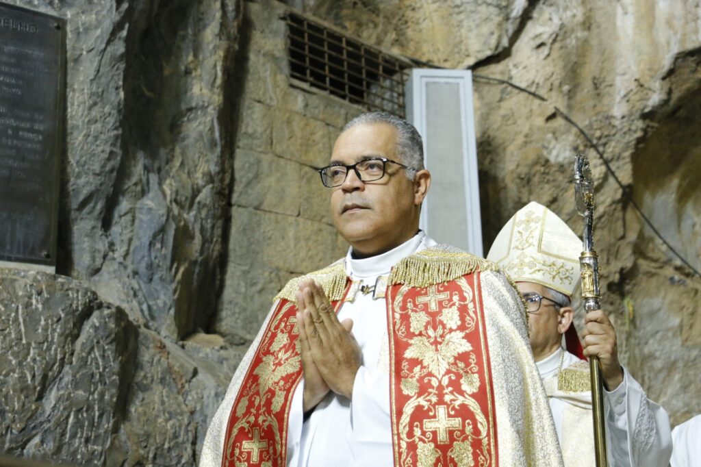 Domingo de romaria no Santuário do Bom Jesus da Lapa