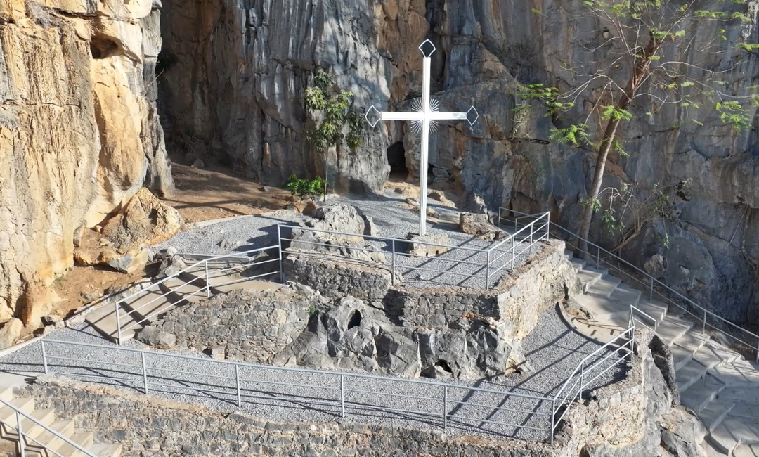 Santuário do Bom JEsus da Lapa inaugura novo cruzeiro (2)