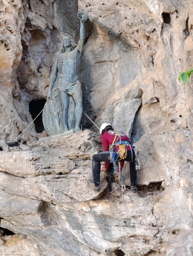 WhatsApp Image 2025 10 31 at 17.19.35 WhatsApp Image 2025 10 31 at 17.19.35